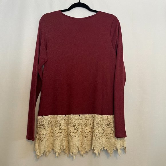 NWT 143 Story Long Sleeve Blouse with Crochet Bottom Detail Maroon/Cream small - Picture 6 of 8
